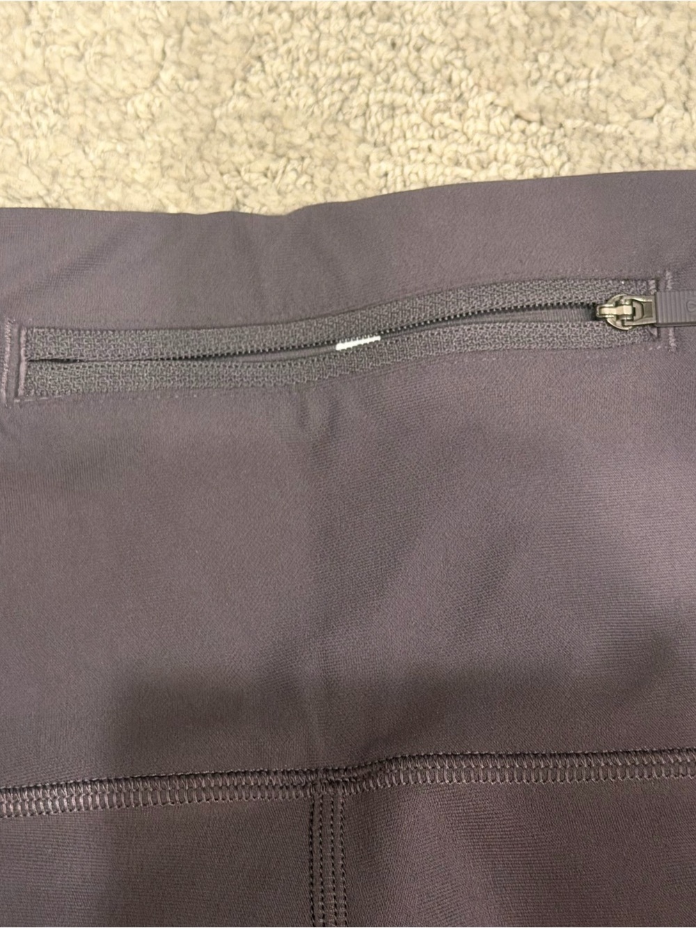 Lululemon In Focus Run Tight - Picture 3 of 7